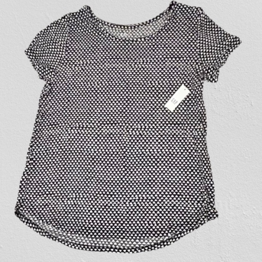 🆕- GAP- Black & White Luxe Tee Geometric
Short Sleeve Knit Tee. Size: Large - Picture 3 of 8